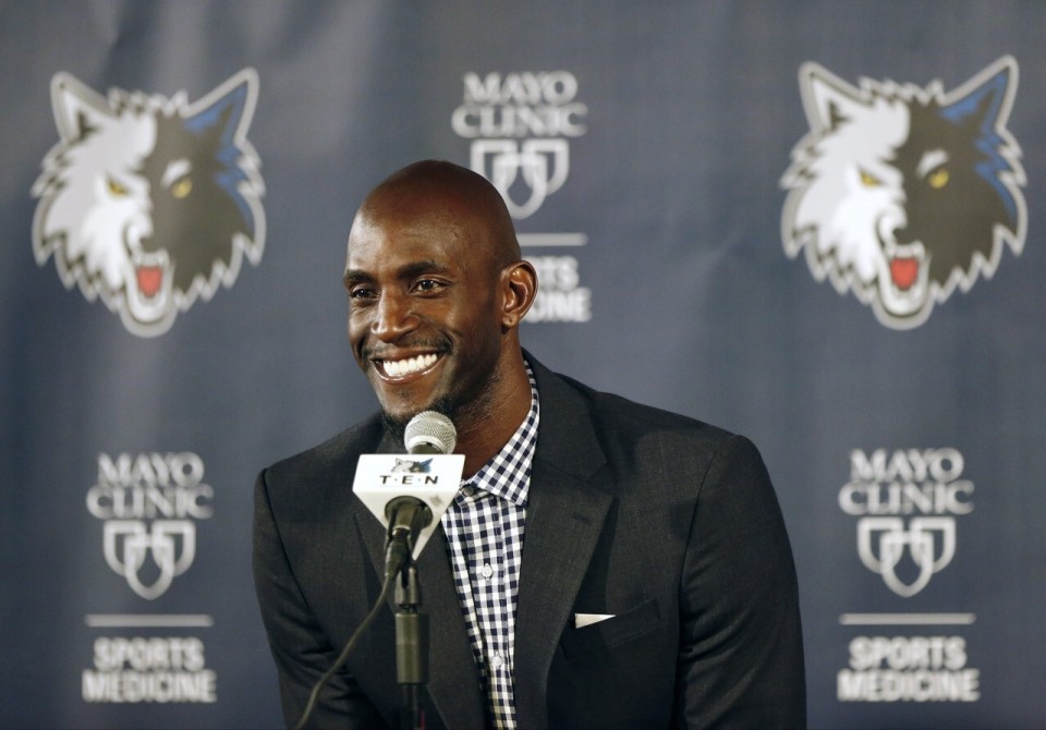 于根伟：辽足和重庆冲超将改变联赛格局，来年中超已无弱旅（于根伟：辽足、重庆若升超将重塑联赛版图，明年中超不再有弱旅）