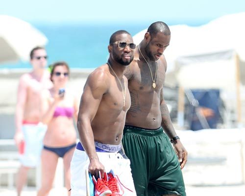 哈维·阿隆索将姆巴佩与克里斯蒂亚诺·罗纳尔多相提并论（哈维·阿隆索称姆巴佩可与克里斯蒂亚诺·罗纳尔多比肩）