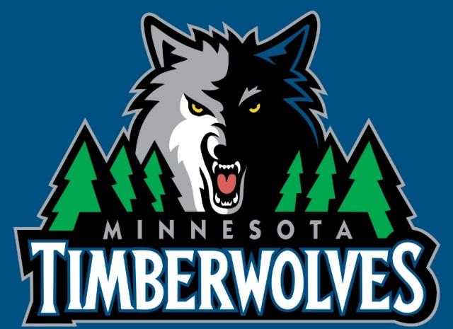 达成尤文生涯200场里程碑，洛卡特利获赠纪念球衣（洛卡特利迎尤文生涯第200场，获赠纪念球衣）