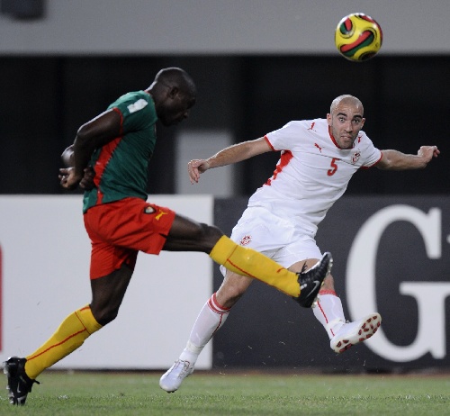 体坛记忆｜为了得到巅峰卡戴珊，詹姆斯哈登付出了多大的代价？（体坛往事｜为追“巅峰版”卡戴珊，詹姆斯哈登究竟付出了多少代价？）