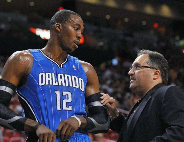 足球国足替补席贡献大，两人替补破门（国足板凳深度显威，两名替补联袂破门）