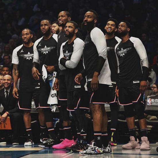 德保罗夺得职业生涯首个联赛冠军，此前已拿下世界杯+美洲杯（德保罗职业生涯首次问鼎联赛，此前已加冕世界杯与美洲杯）