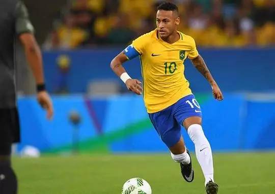 双响逆转塞尔塔，贝司机成博洛尼亚近26年欧战单场进球2+第一人（贝司机梅开二度逆转塞尔塔，成博洛尼亚近26年欧战首位单场2+射手）