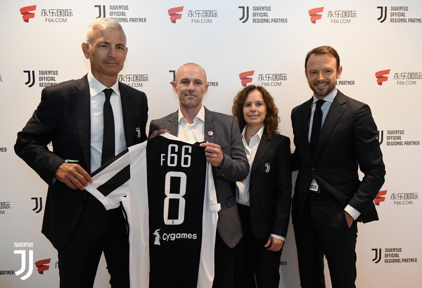 英超积分榜更新：曼城榜首压力加大,（英超最新积分榜：曼城领跑压力加剧）