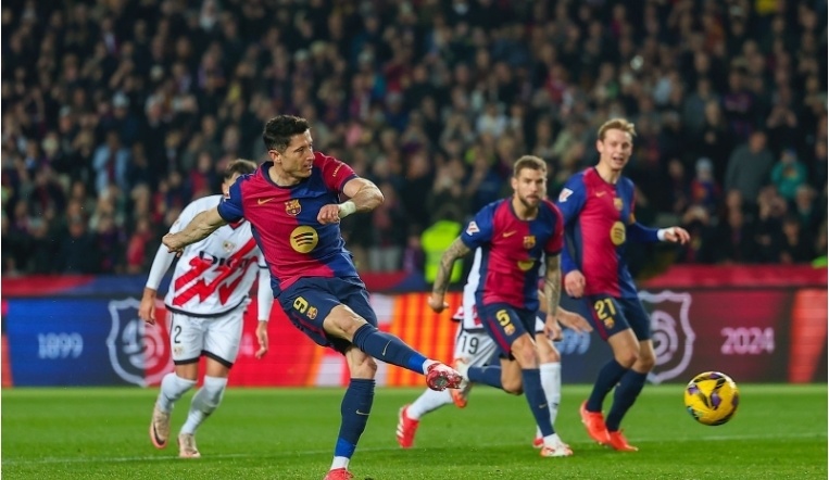 拼下8个前场板！哈滕复出20分钟9中5拿到10分9板（哈滕复出20分钟9投5中，拿下10分9篮板并抢下8个前场板）