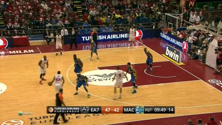 英超：利物浦客场3-2击败伯恩茅斯（英超：利物浦客场3比2力克伯恩茅斯）