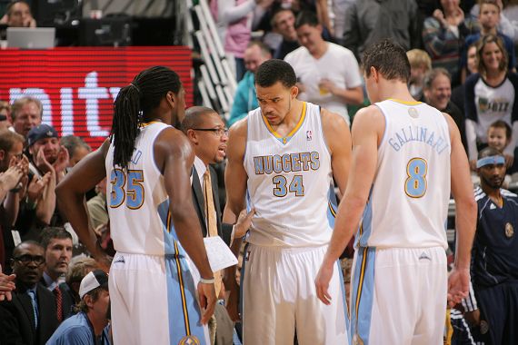 冲击NCAA！张博源收获D1名校伊利诺伊大学Offer（逐梦NCAA！张博源拿下伊利诺伊大学D1 Offer）