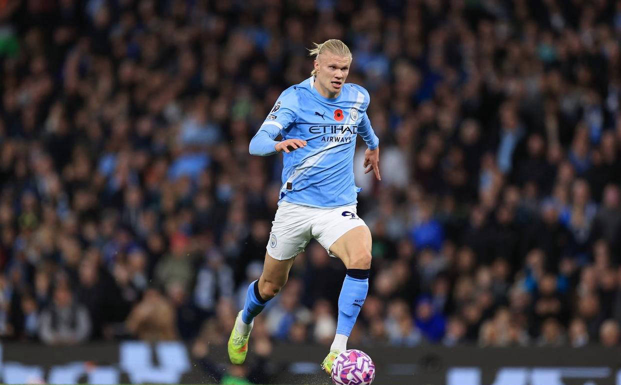 里程碑，亚泰37岁前锋谭龙已在中超出战200场比赛（中超200战达成！亚泰37岁前锋谭龙迎来里程碑）