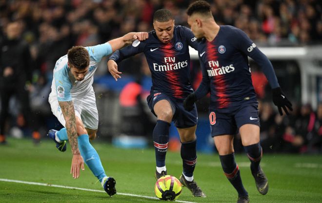 篮球勇士三分手感火热，全队命中18记三分（勇士外线手感爆棚，全队轰进18记三分）