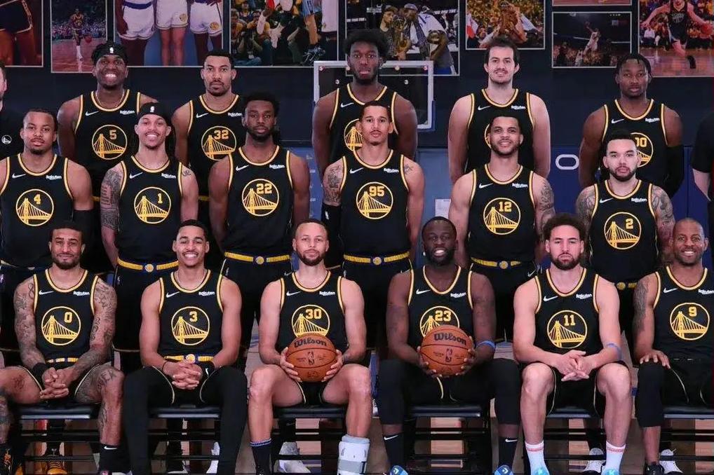 欧冠比赛战术分析：尤文图斯防守策略,（欧冠战术解析：尤文图斯的防守体系）