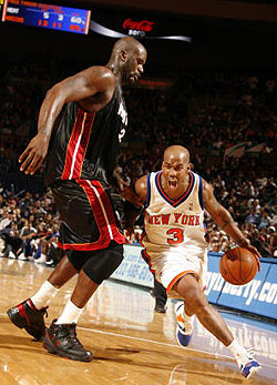 英格兰世界杯揭幕战分得门票数少于库拉索，球迷再次震怒（世界杯揭幕战英格兰获票少于库拉索，球迷怒火再起）