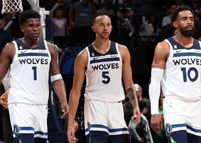 欧冠战报：格纳布里传射，基米希乌龙，拜仁3-1葡萄牙体育（欧冠：格纳布里一传一射，基米希乌龙送礼，拜仁3比1击败葡萄牙体育）