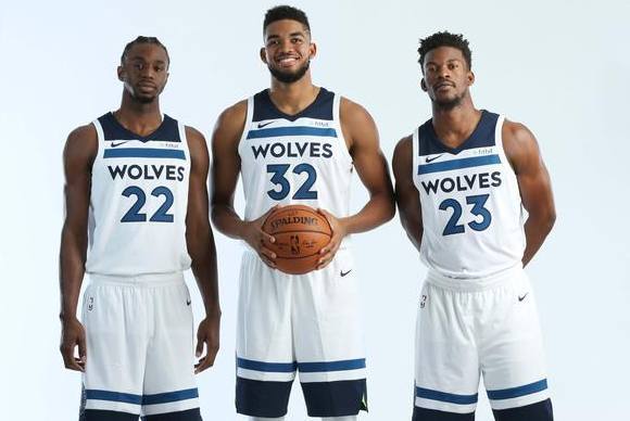 跟队：哥本哈根有意从签下克拉夫特，埃迪豪希望冬窗留住他（队记者：哥本哈根想引进克拉夫特，埃迪·豪盼冬窗将其留下）