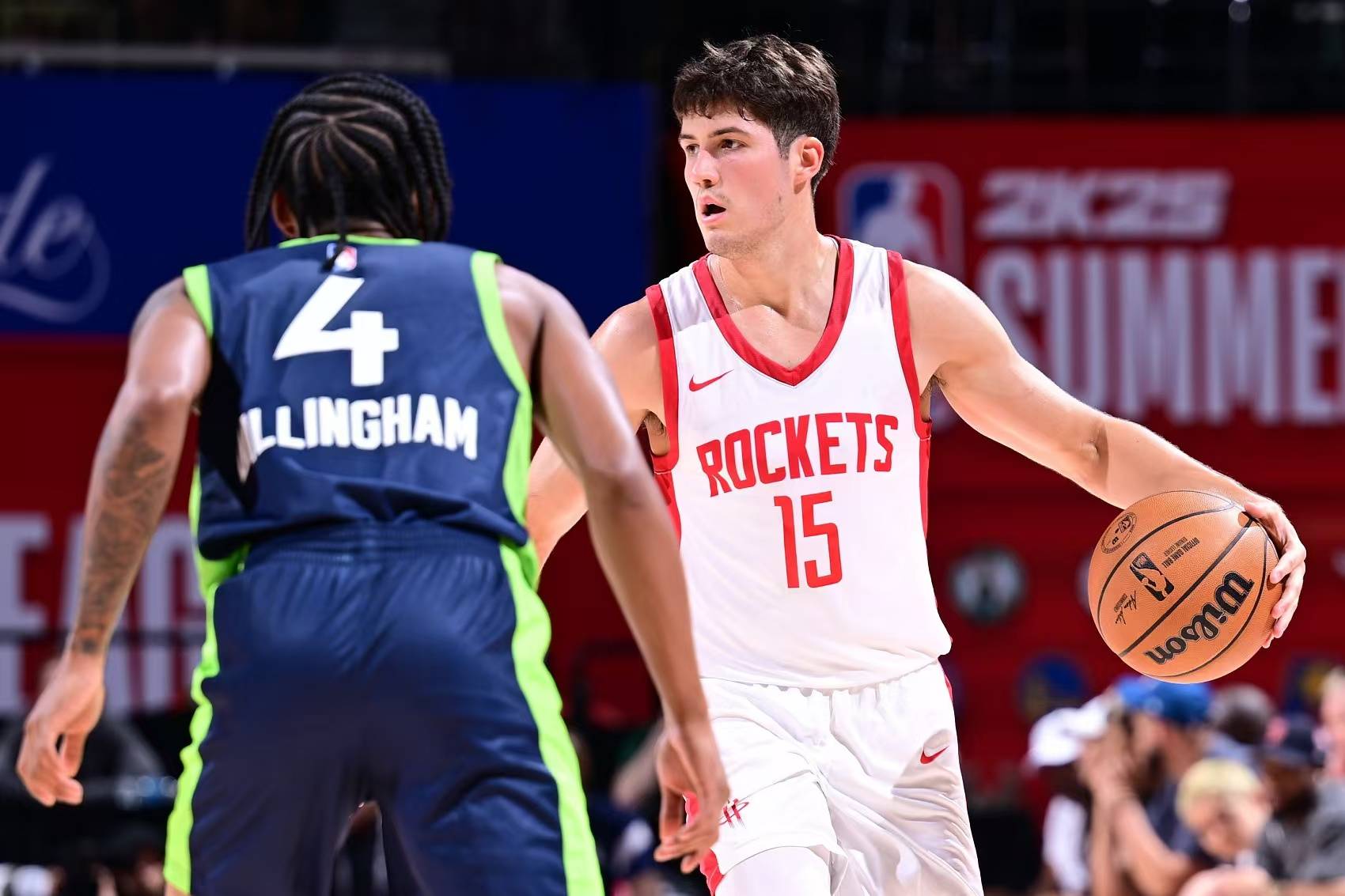 潘江：赢球关键是防守和篮板，开局慢热下半场表现不错（潘江：防守与篮板是取胜关键，慢热开场后下半场表现出色）