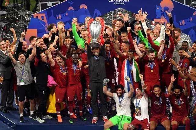 近两场23中16！基德：马绍尔用正确方式打球 三分命中率也在提升（两战23投16中！基德称马绍尔打球方式正确，三分命中率持续走高）